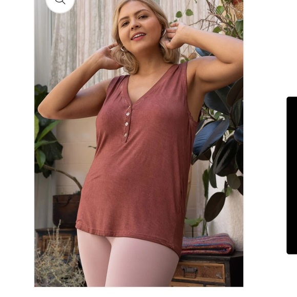 POL Mineral Washed "Not Your Typical Basic" Tank - Picture 10 of 11